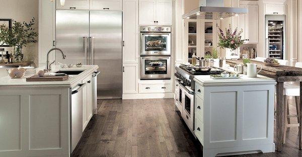 K-Kitchen Co. is also a dealer of high-end appliances, an example being Thermador, which can be seen in this image.