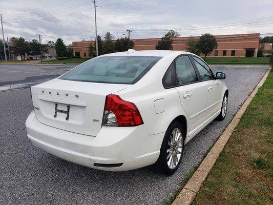 2010 VOLVO S40 2.4I