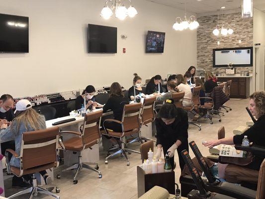 Busy Saturday at 158 |NAILS & SPA