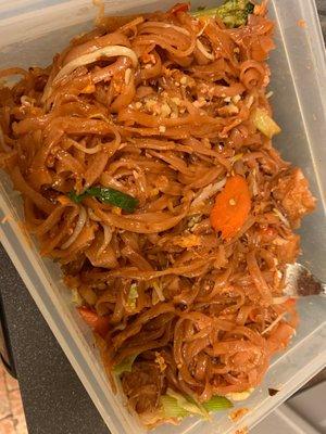 Pad Thai (i put in Tupperware when I got home)