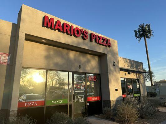 A shot of the outside of Mario's Pizza in El Mirage