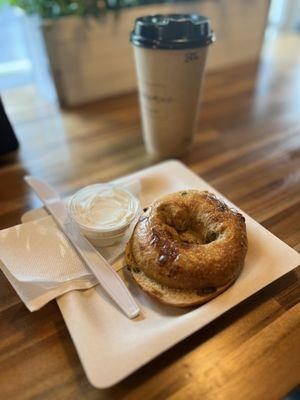 Jalapeno Cheddar Bagel