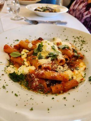 Rigatoni melanzane