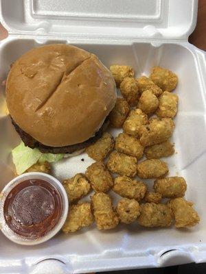 Cheeseburger and tots!