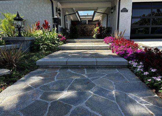 Flagstone entry walkway with step