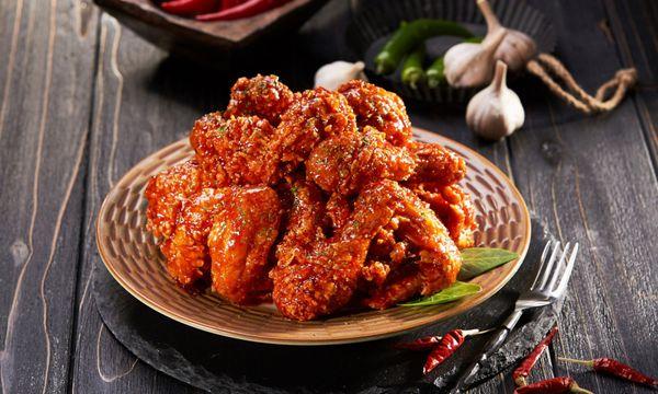 3. Garlic Spicy Chicken Is sweet and spicy, perfect for garlic lovers