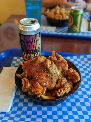 Poutine bowl, habanero chicken