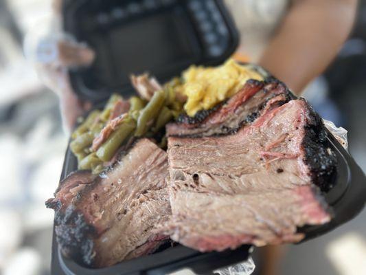 1 Meat Plate w/Brisket