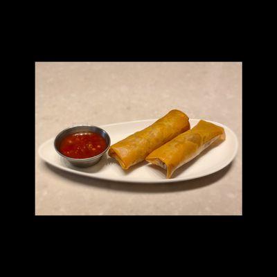 Chicken Spring Roll w/ sweet chili sauce