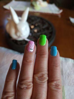 A little bunny for Easter on top of Spring colors!