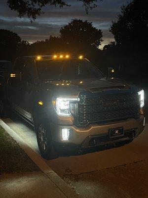 Love the roof marker lights.