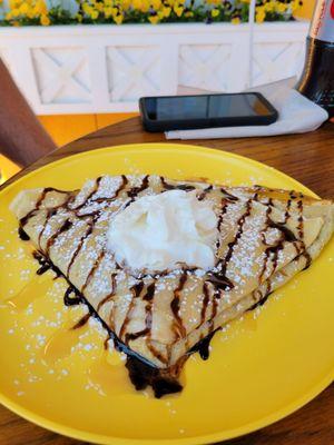 The crepes were amazing! We ordered the Boston Cream, Blueberry Lemon and a Chipotle Chicken. They were all wonderful.