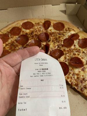 Whenever I get a pizza from here I have to double check what they give me. I couldn't today. This is a continuous thing.