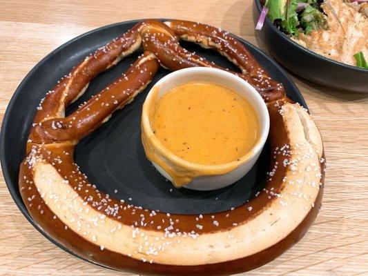 Brewers pretzel