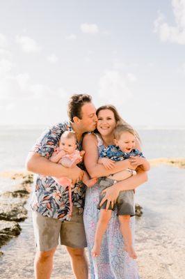 Claire & Lance | family photos on the beach in Hawaii