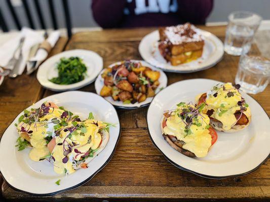 Salmon Egg Benedict Bacon Ham and Eggs Benedict FRENCH TOAST Spinach Salad Home Fries