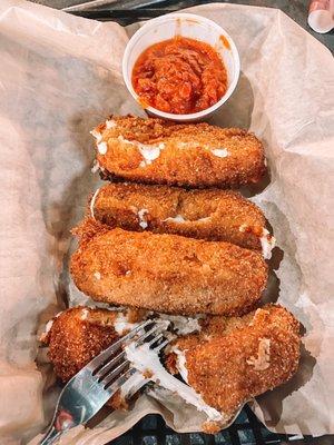 Mozzarella sticks