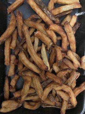 Works fries I've ever had! Soft, under salted and taste like they were cooked in dirty oil.