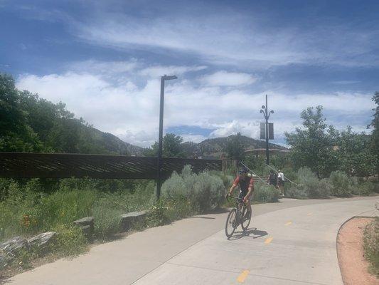 Beautiful trails are so bicycle-friendly!