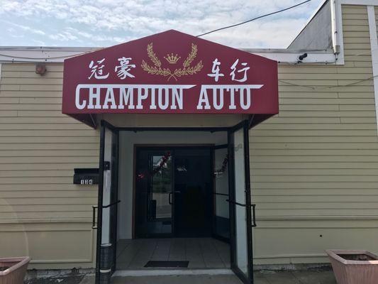 Logo #Champion Auto