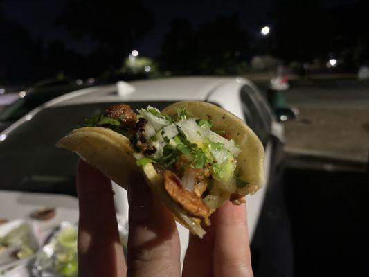 Al pastor taco