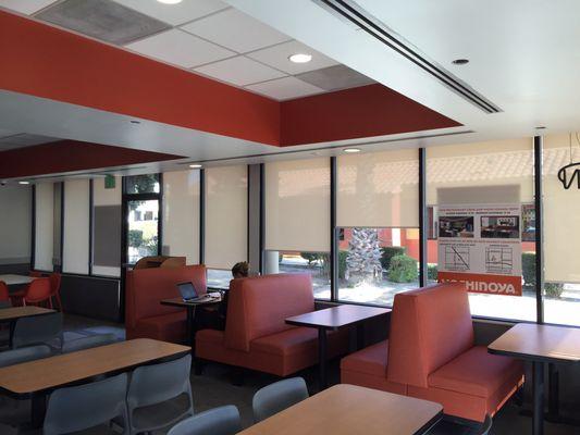 Yoshinoya roller shades