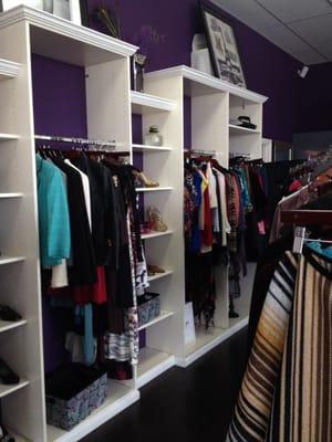 Stacy's Closet specializes in statement handbags, designer clothing and classic accessories.