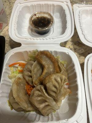 Fried pork dumplings