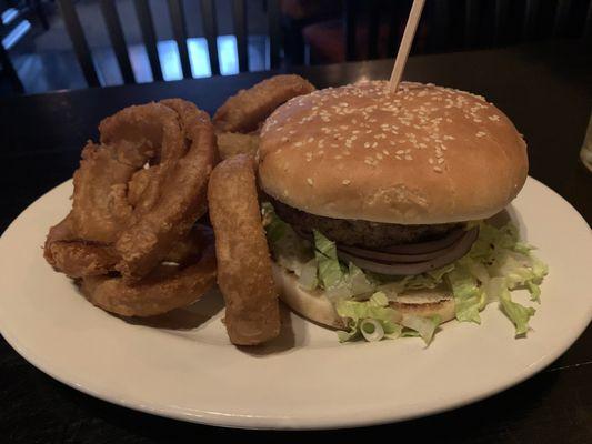 The classic Burger with a side of onion rings