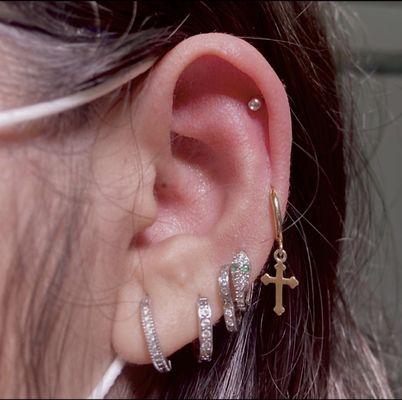 Helix piercing