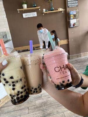 Pineapple and strawberry smoothies with boba