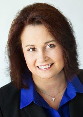 Tracee Lutes, Broker-Owner, Leader of Tracee's Team at RE/MAX Acclaimed Properties