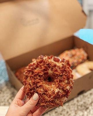 Hi-Five Doughnuts