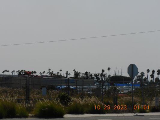 With the many boats that were docked at the marina it was one thing that made me sick was the smell of the bay as I got closer mask up.