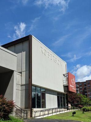 Roberson Museum entrance