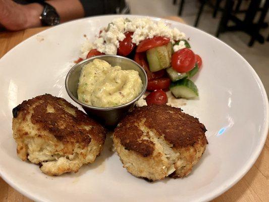 Duo of Crab Cakes ... aioli was delicious!!!