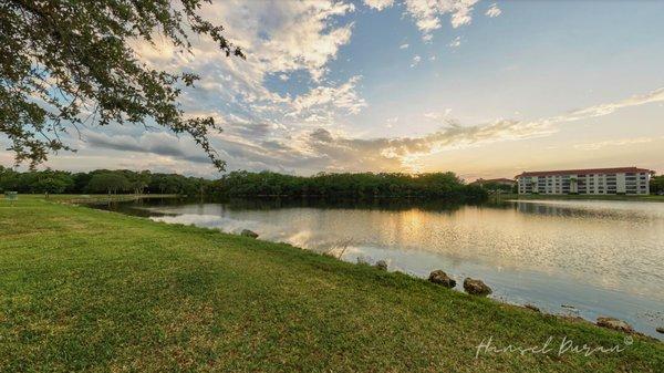 Sunset at Tradewinds Park located in Coconut Creek, Florida