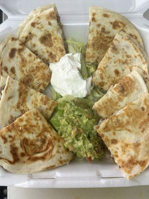 Quesadilla grande excelente