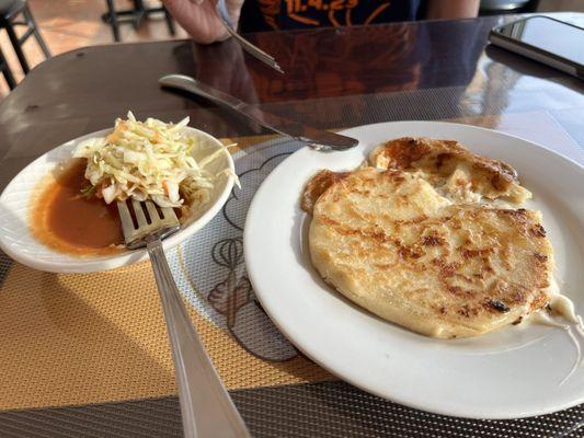 Cheese pupusa