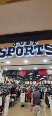 Champs Sports