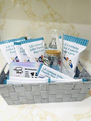 How adorable is this promotional gift set?!?! A special delivery!