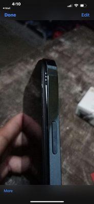 Scratch of opening the case of the iPhone 12 max pro replacing old case