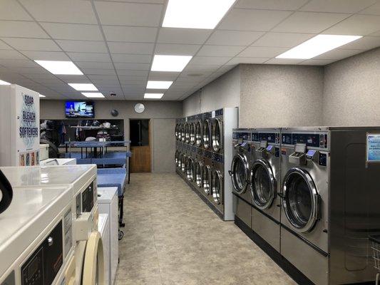 Large capacity washer and dryer's