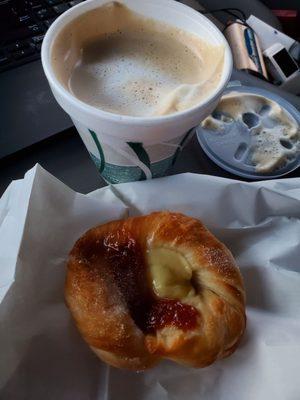 Guava cheese danish.cafe con leche.