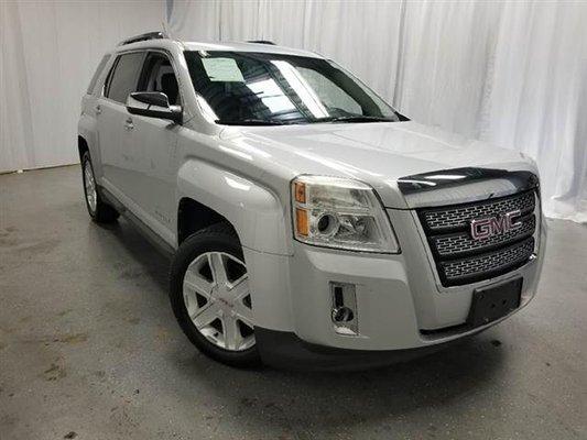 For more information please click the link below  http://www.royalautochicago.com/2010-GMC-Terrain/Used-SUV/Chicago-IL/9557236/Details.aspx