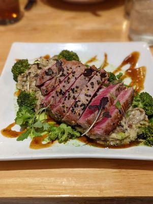 Mushroom Leek Risotto with Seared Ahi Tuna and broccoli.