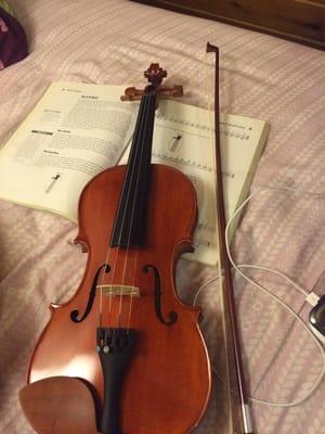 Getting started with my new violin!