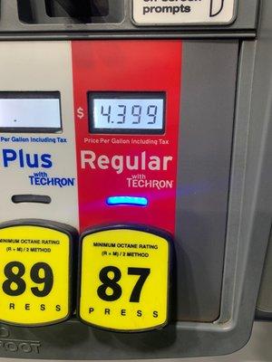 $4.40 per gallon 87 octane Credit price otherwise save $.10 per gallon for Chevron card or cash. May 30, 2021