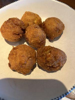 Hush puppies are back!