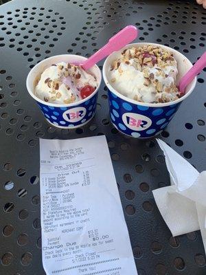 1 Scoop Sundae and 2 Scoop Sundae (paid for regular scoop sundaes but was given kid scoops